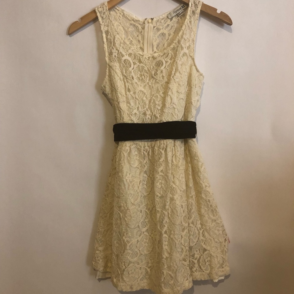 Cream lace Forever 21 dress